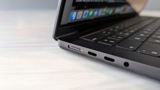 The port selection on the M3 MacBook Pro